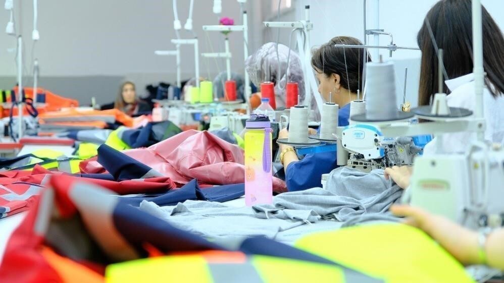 Sanayi, inşaat ve ticaret-hizmet sektörleri toplamında ücretli çalışan sayısı 2026
