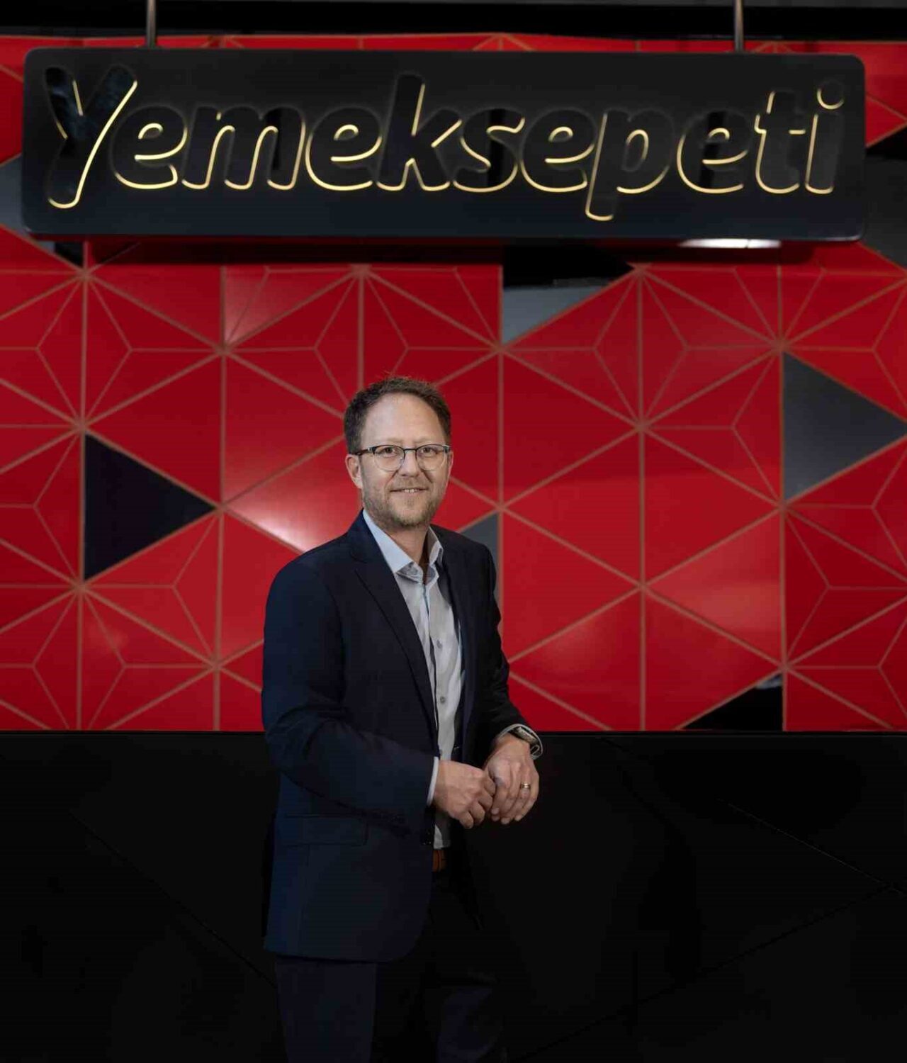 Yemek ve market teslimatı abonelik programı Ypro, kullanıcılarla buluşuyor. Program,