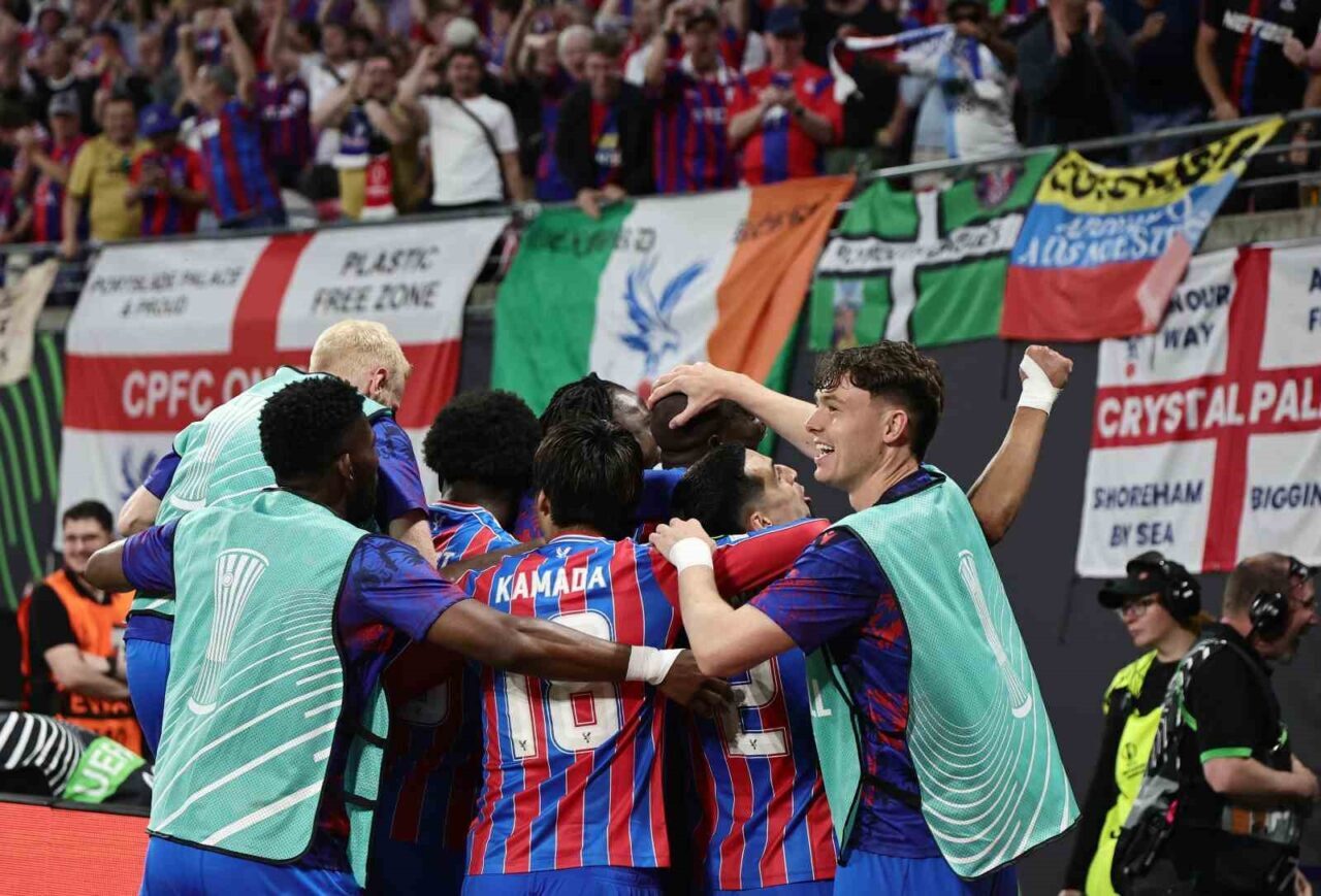UEFA Konferans Ligi finalinde İngiliz ekibi Crystal Palace, İspanyol temsilcisi
