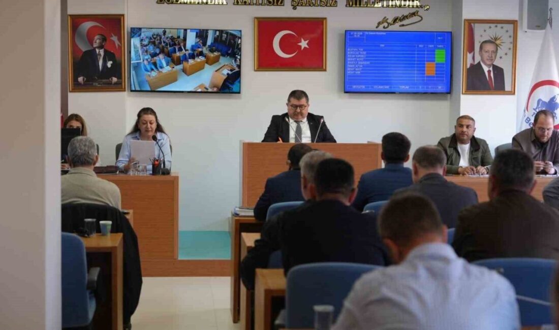 DÜZCE(İHA) – Düzce Belediye Meclisi, mayıs ayı ikinci birleşiminde 37