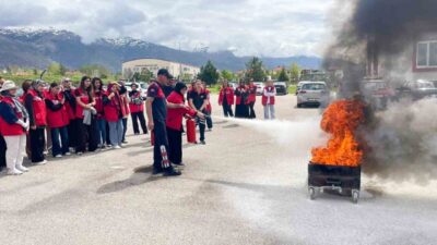 Erzincan Belediyesi İtfaiye Müdürlüğü tarafından, toplumda yangın farkındalığının artırılmasına yönelik