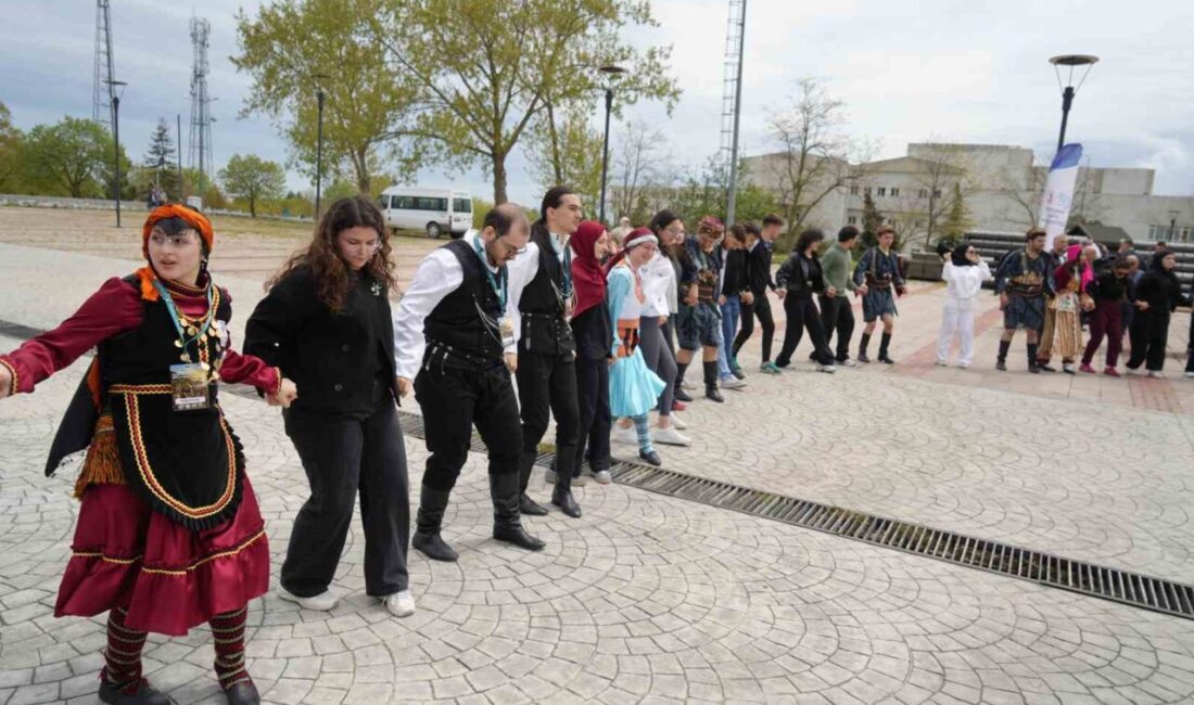 Samsun Ondokuz Mayıs Üniversitesinde (OMÜ) düzenlenen “Hıdırellez Şenlikleri” renkli görüntülere