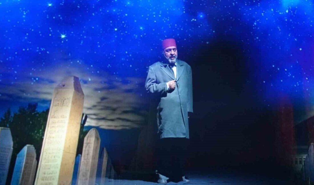 Karabük Üniversitesinde (KBÜ) kültür-sanat faaliyetleri kapsamında sahnelenen “Firavunla Yüz Yüze”