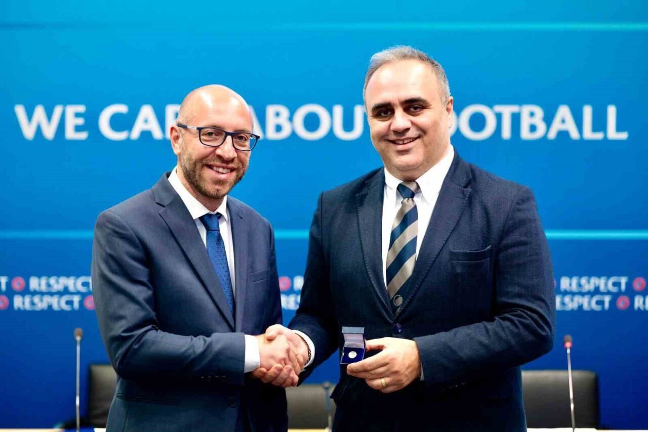 Türkiye Futbol Federasyonu Yönetim Kurulu Üyesi Ural Aküzüm, UEFA’da Gençlik