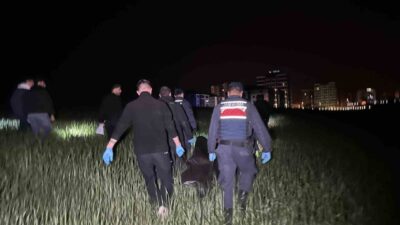 Uşak’ta tarım arazisinde bir erkeğe ait cansız beden bulunurken, olayla