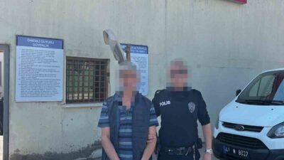 Kocaeli’nin Kartepe ilçesinde hakkında uzaklaştırma kararı bulunan ikamete zorla girmeye