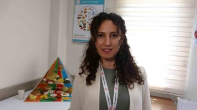 Çanakkale İl Sağlık Müdürlüğü Diyetisyeni Selin Sarıbudak, Kurban Bayramı’nda vatandaşlara