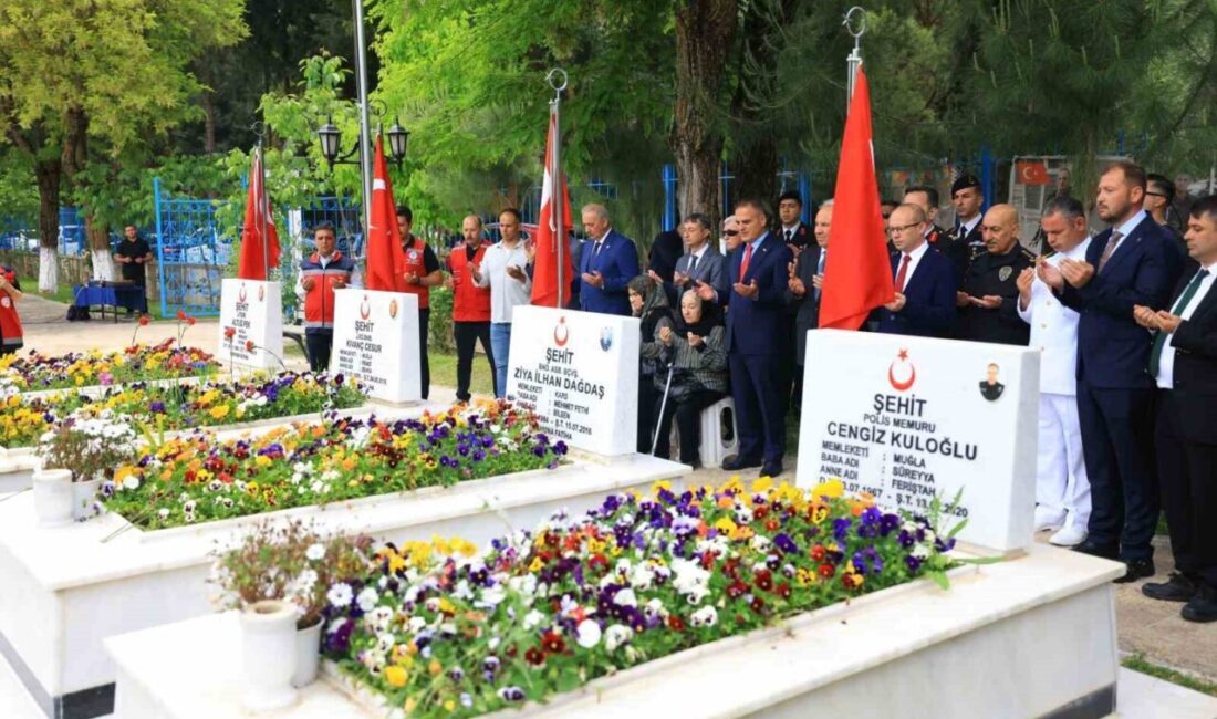 Muğla Valisi Dr. İdris Akbıyık, Kurban Bayramı dolayısıyla Menteşe ilçesindeki