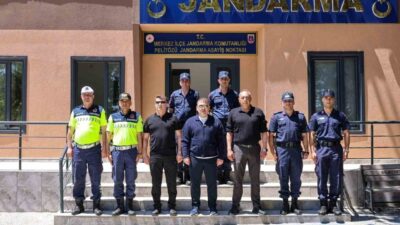 Bilecik Valisi Faik Oktay Sözer, Kurban Bayramı’nda görev başındaki jandarma