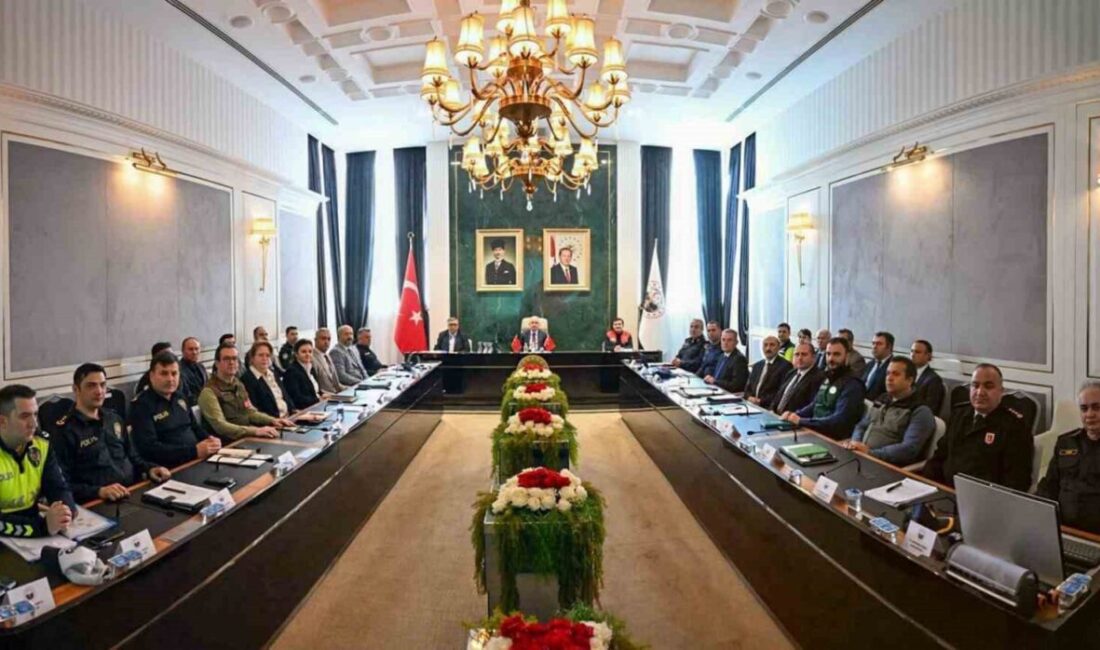Kırklareli Valisi Uğur Turan, okul çevrelerinde denetimlerin artırılacağını, risk oluşturan