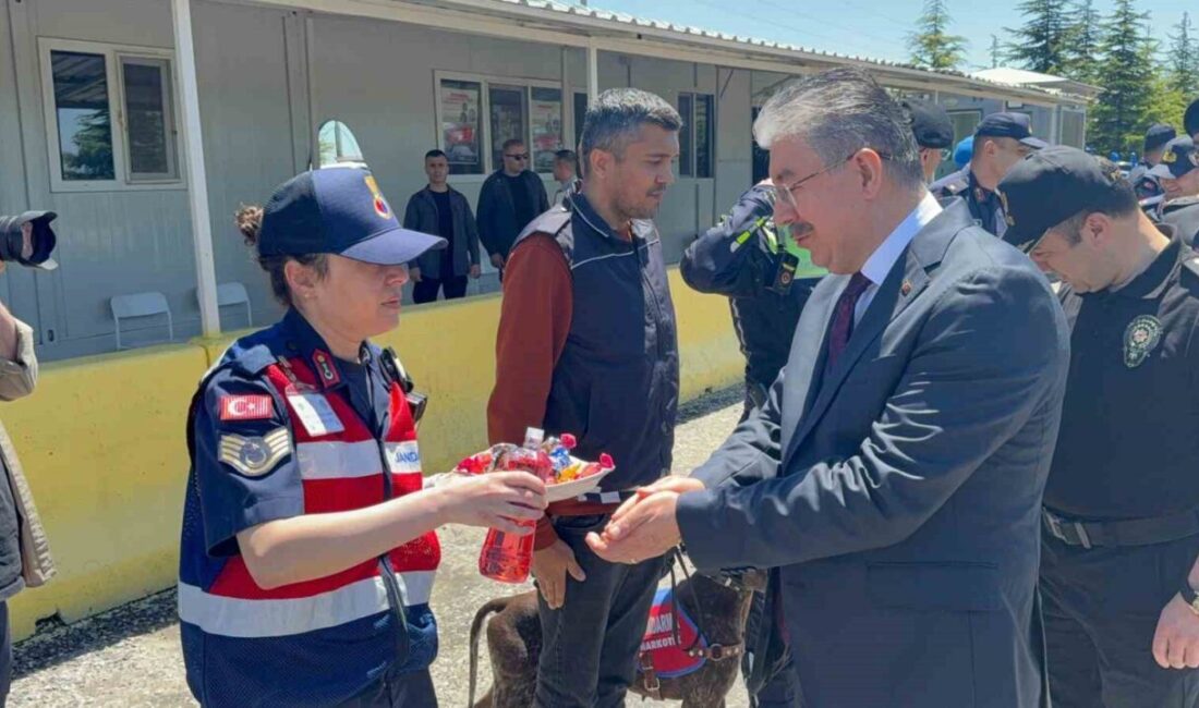 Eskişehir Valisi Dr. Erdinç Yılmaz, Kurban Bayramı dolayısıyla Seyitgazi Jandarma