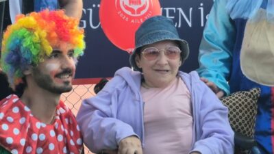 Bartın’da Engelliler Haftası ve Aile Günü nedeniyle düzenlenen şenlikte, özel