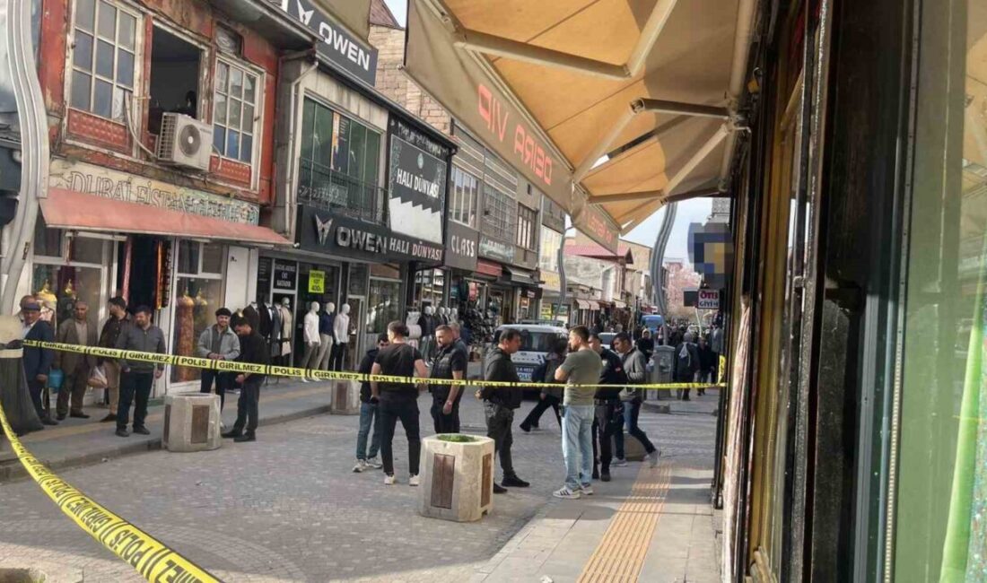 Van’ın İpekyolu ilçesinde kimliği belirsiz 2 kişinin silahlı saldırısına uğrayan