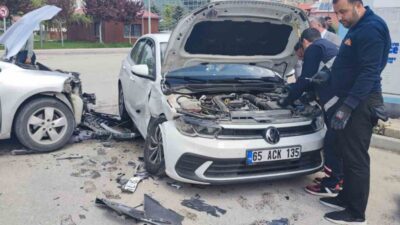 Van’da 2 otomobilin çarpışması sonucu meydana gelen trafik kazasında 1