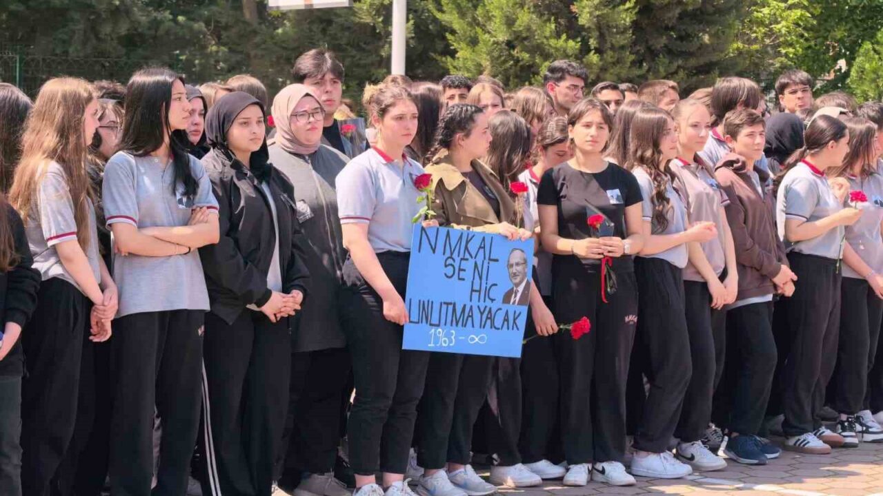 Bursa’nın İnegöl ilçesinde yakalandığı amansız hastalık nedeniyle hayatını kaybeden okul