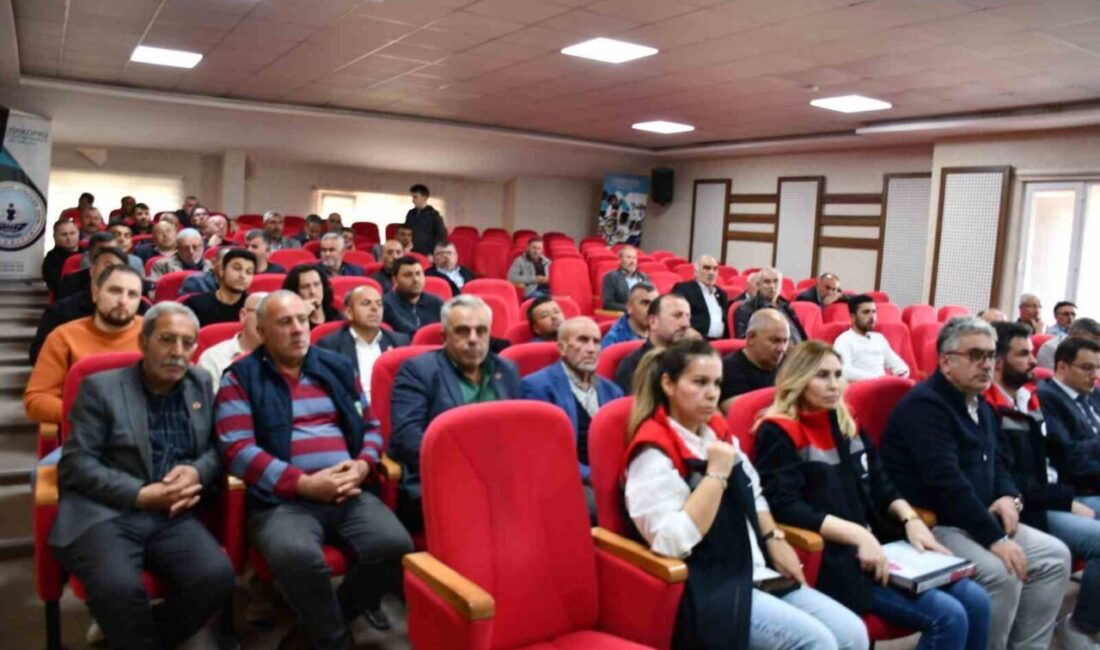 Tarım ve kırsal kalkınma alanındaki desteklemelerle ilgili bilgilendirme toplantısı Vezirköprü’de