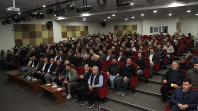 Manisa’nın Kula ilçesinde, “Yangın Riski Azaltma Planı” kapsamında kamu personeli,
