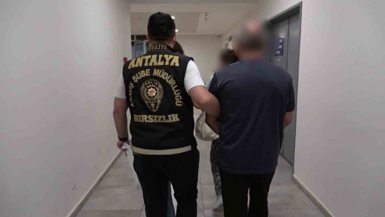 Antalya’da polis ve jandarma sorumluluk bölgelerinde meydana gelen 4 ayrı