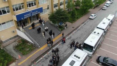Kayseri merkezli 19 ilde düzenlenen yasa dışı bahis operasyonunda gözaltına