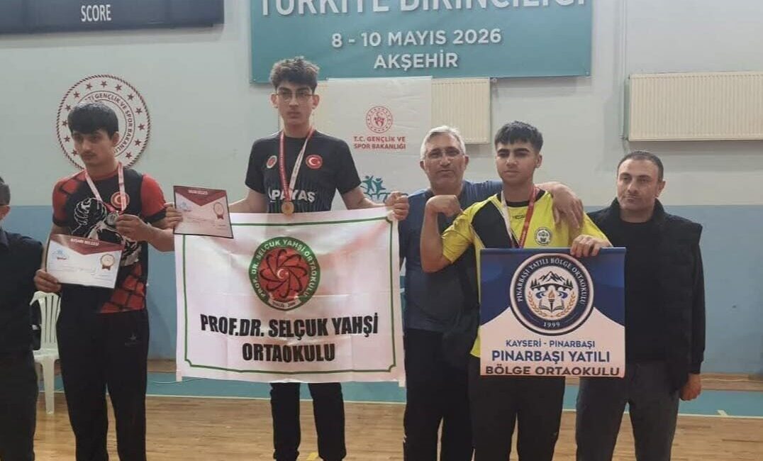 Pınarbaşı Yatılı Bölge Ortaokulu 8. sınıf öğrencisi Berat Ömer Ülger,
