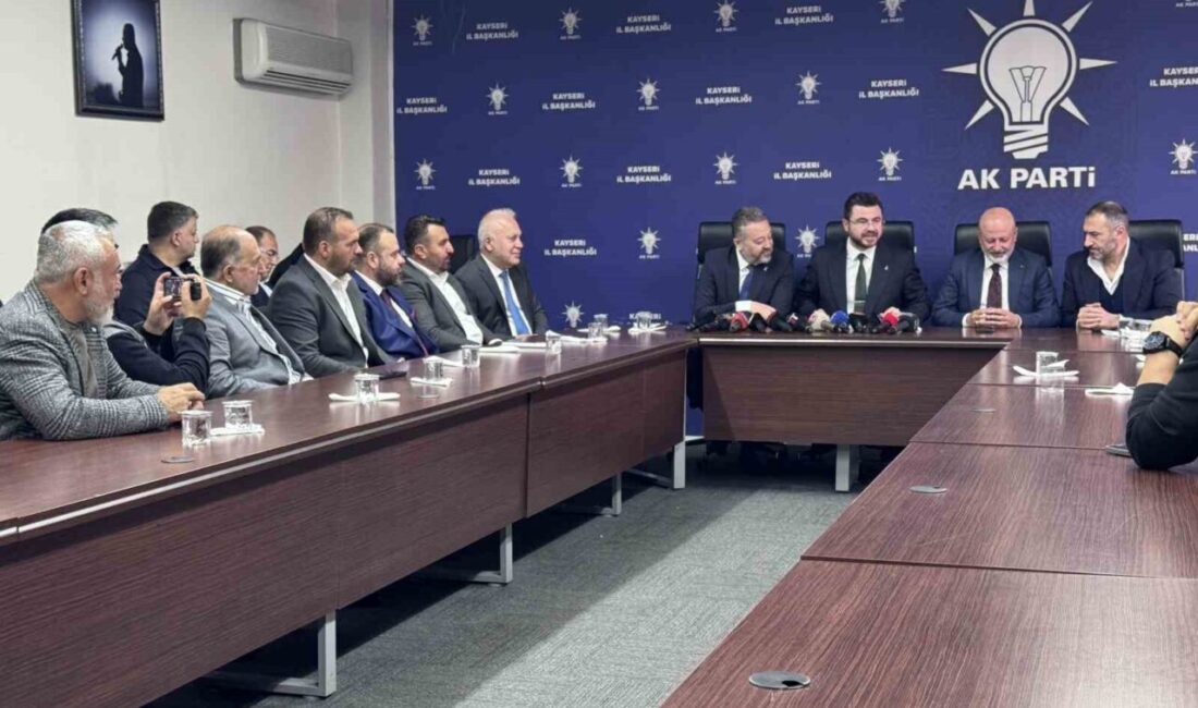 Kayseri’nin Kocasinan ilçesinde Yeniden Refah Partisi’nden istifa eden 4 Belediyesi