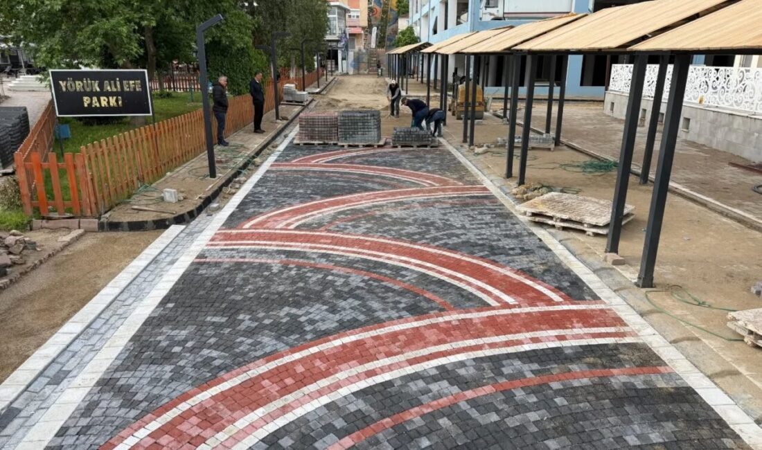 Aydın’ın Yenipazar ilçesinde Aydın Büyükşehir Belediyesi iş birliğinde yürütülen parke