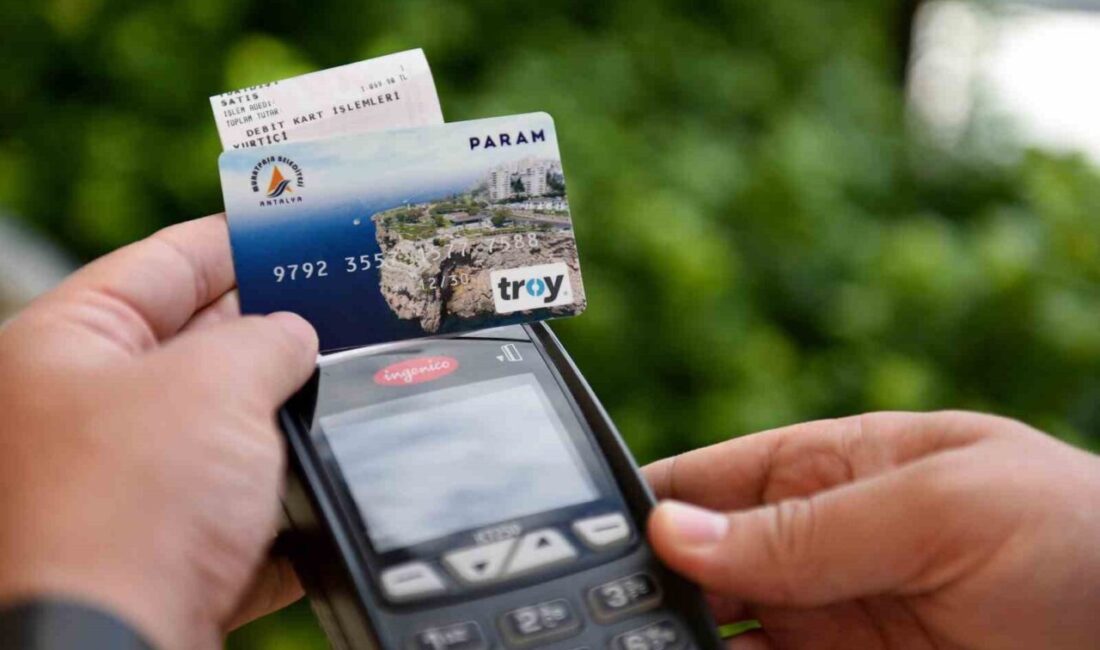 Antalya’da Muratpaşa Belediyesi’nin Çevreci Komşu Kart projesinde nisan ayının geri