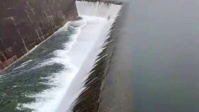 Tokat’ta Yeşilırmak’ta taşkına neden olacağı öngörülen Almus barajında, barajın tamamen