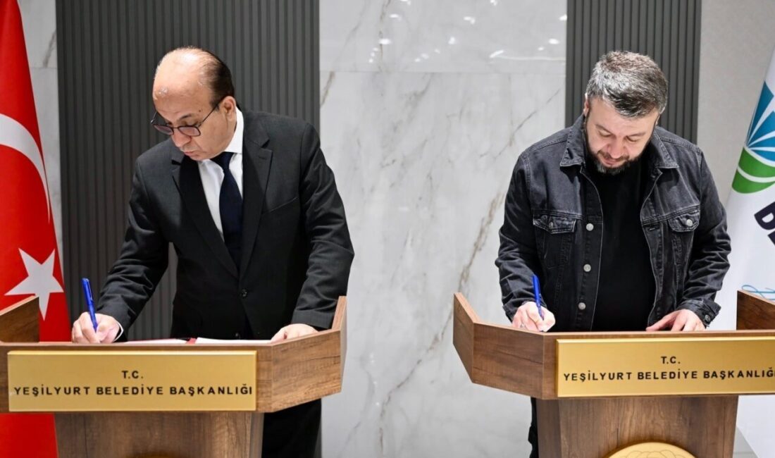 Yeşilyurt Belediyesi ile hayırsever iş insanları Faruk Tuttokmağı ve Zeynep