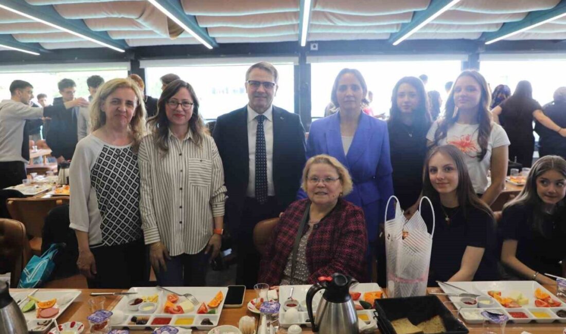 Yıldırım Kaymakamlığı tarafından, Yıldırım Ticaret Mesleki ve Teknik Anadolu Lisesi