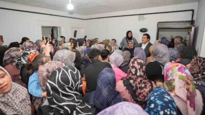 Şehitkamil Belediye Başkanı Umut Yılmaz, Şirinevler Mahallesi’nde kadınlarla bir araya