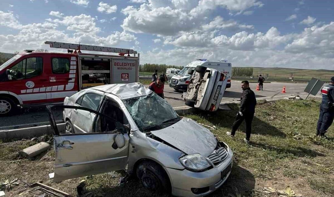 Yozgat’ın Sorgun ilçesinde iki otomobilin çarpışması sonucu meydana gelen trafik