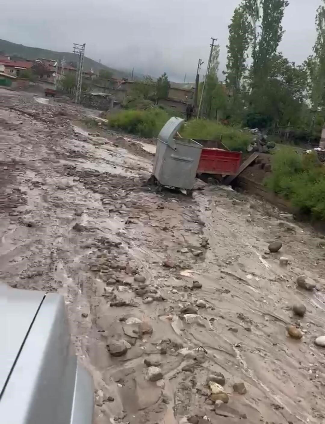 Yozgat’ta şiddetli yağışların ardından meydana gelen sel ve su baskınları