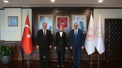 Hakkari’de sosyal hizmet çalışanına yönelik gerçekleştirilen saldırının ardından, Sağlık-Sen heyeti