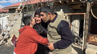 Hakkari’nin Yüksekova ilçesinde yaşayan 55 yaşındaki Naciye Erekli, doğuştan zihinsel