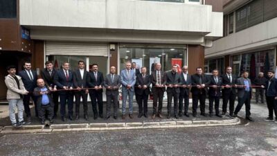 Hakkari’nin Yüksekova ilçesinde Devlet Memurları Konfederasyonu’na bağlı Şehit ve Gazi