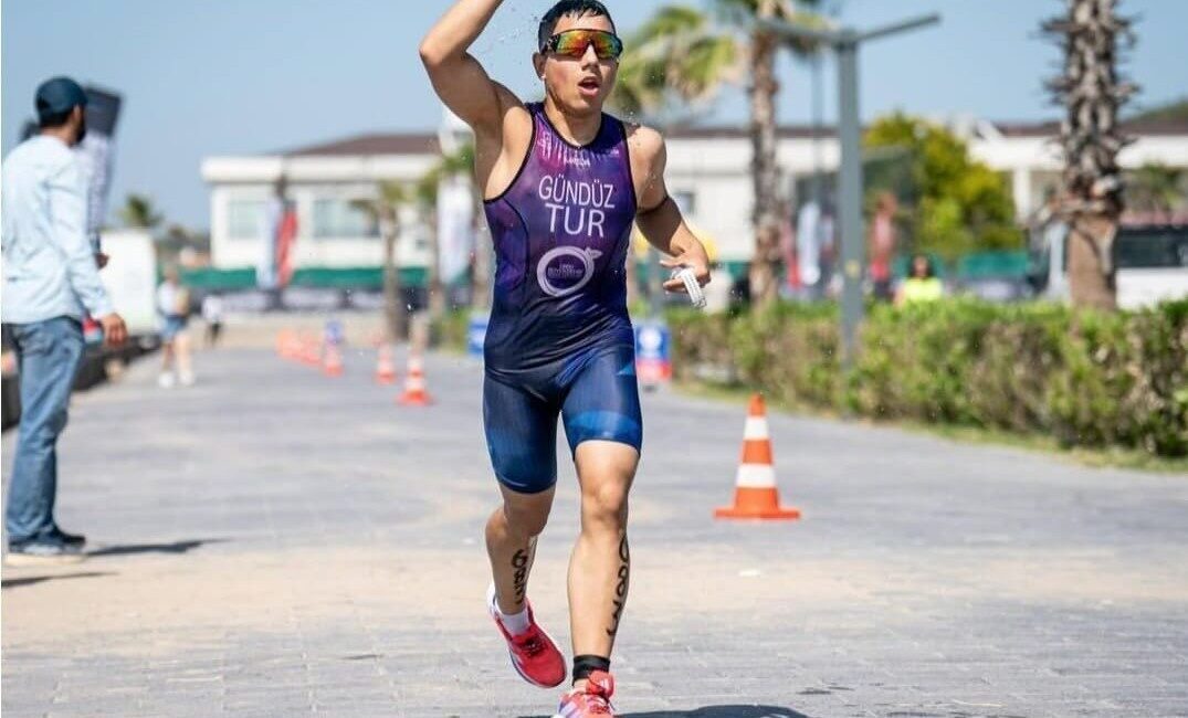 Ordu Büyükşehir Belediye Spor Kulübü sporcusu Yusuf Efe Gündüz, Ayvalık’ta