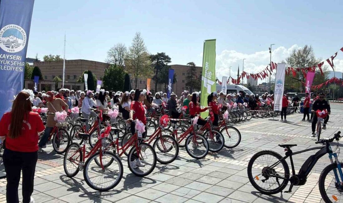 Kayseri Büyükşehir Belediyesi Spor AŞ tarafından Anneler Günü dolasıyla Çiçek
