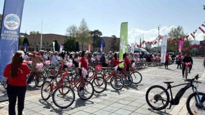 Kayseri Büyükşehir Belediyesi Spor AŞ tarafından Anneler Günü dolasıyla Çiçek