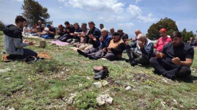 Denizli’nin Çardak ilçesine bağlı Beylerli Mahallesi’nde asırlardır sürdürülen Kimya Dede