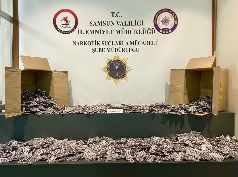Samsun’un Atakum ilçesinde narkotik ekipleri tarafından düzenlenen operasyonda 24 bin