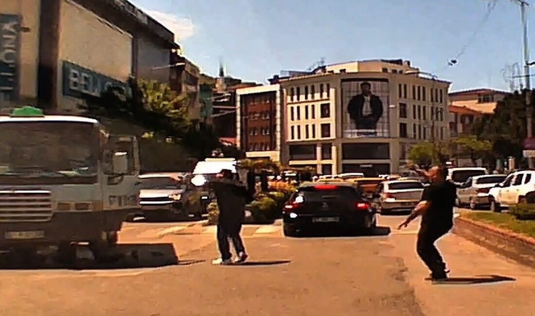 Zonguldak’ta yolun karşısına geçmeye çalışan 69 yaşındaki kadının minibüsün altında