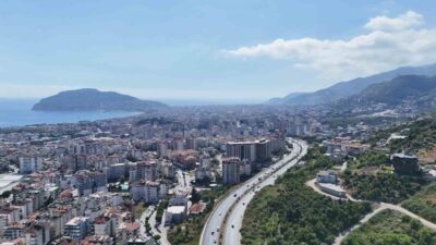 -Türkiye’de il olması beklenen ilçeler konusu tekrar gündeme gelirken, kriterlere