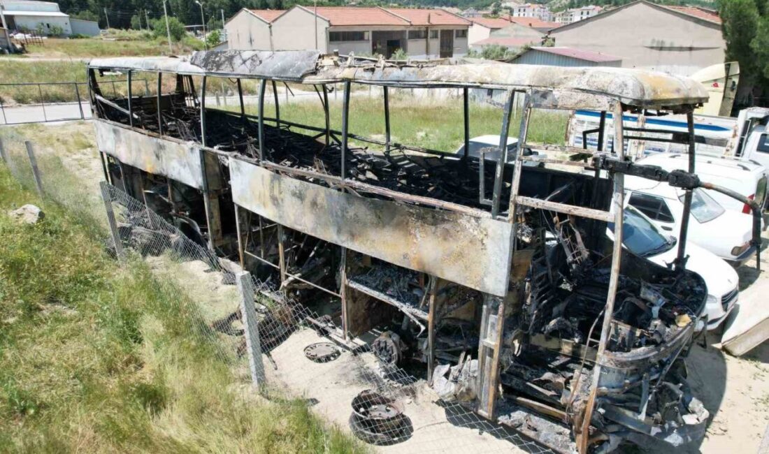 Aydın-Denizli Otoyolu’nda 8 kişinin hayatını kaybettiği, 33 kişinin yaralandığı otobüs