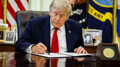 ABD’de Yüksek Mahkeme, Başkan Donald Trump’ın doğumla vatandaşlığı sınırlayan başkanlık