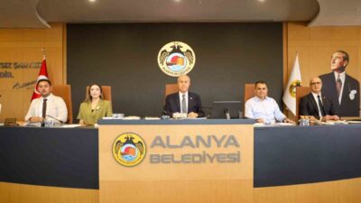 Alanya Belediyesi Haziran Ayı Olağan Meclis Toplantısı’nda konuşan Belediye Başkanı