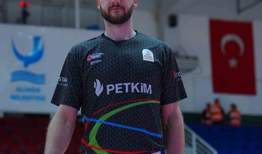 Aliağa Petkimspor, 30 yaşındaki Litvanyalı pivot Martynas Sajus ile yeniden
