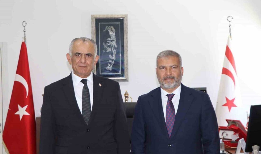 Anadolu Üniversitesi Rektörü Prof. Dr. Yusuf Adıgüzel, Kuzey Kıbrıs Türk