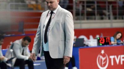 Aras Kargo, 2023-2024 sezonundan bu yana başantrenörlük görevinde bulunan Suphi
