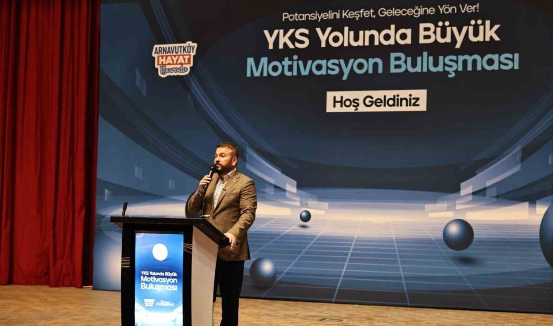 Arnavutköy Belediyesi tarafından sınava hazırlanan öğrenciler için “YKS Yolunda Büyük
